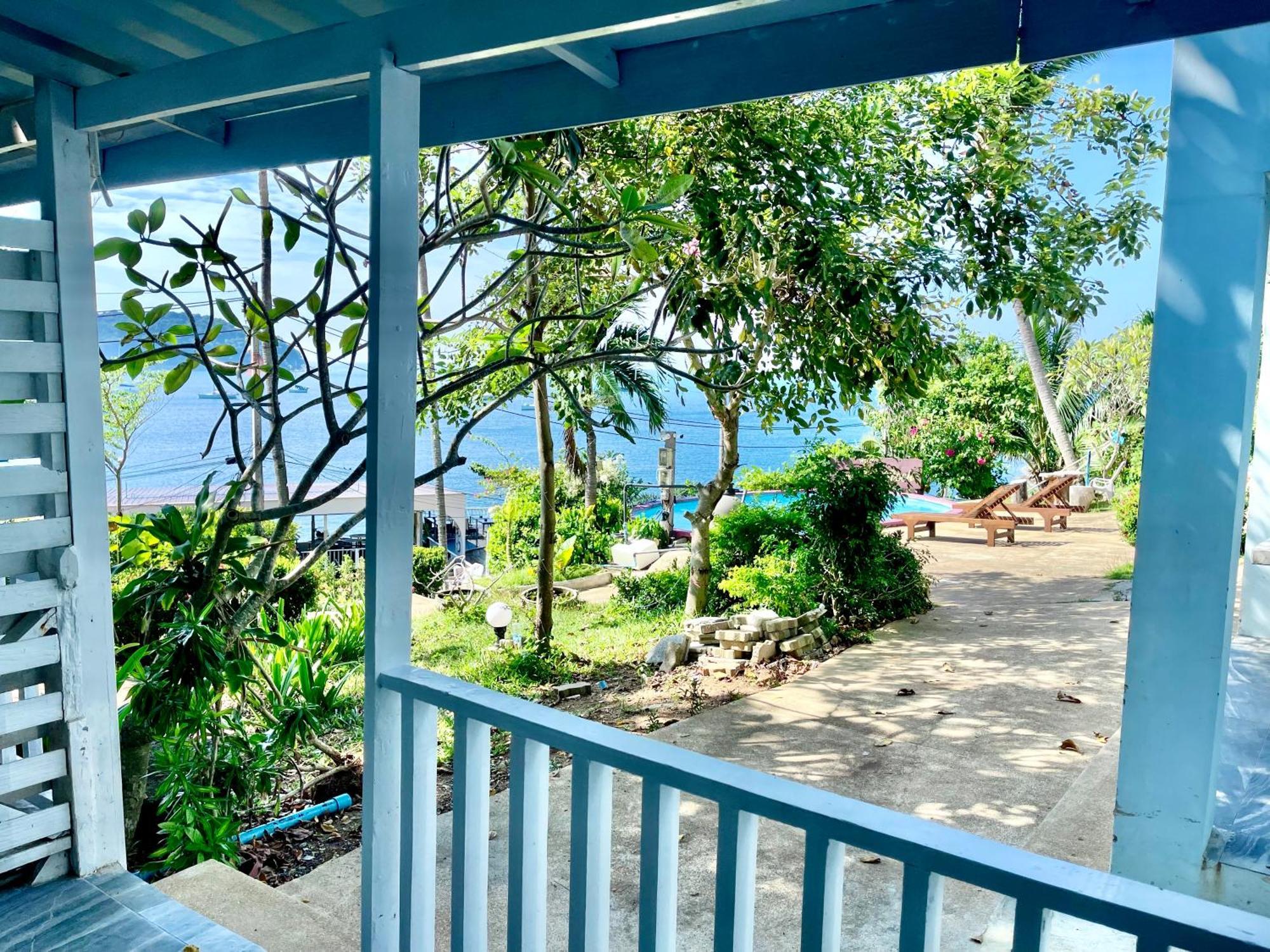 Naiharn On The Rock Resort Phuket Nai Harn Exterior photo