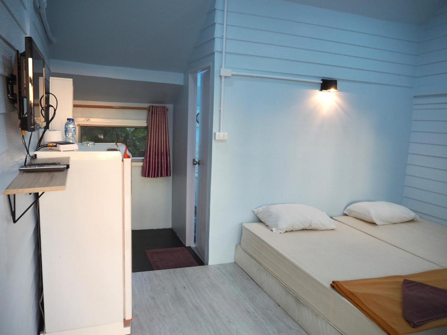 Naiharn On The Rock Resort Phuket Nai Harn Exterior photo